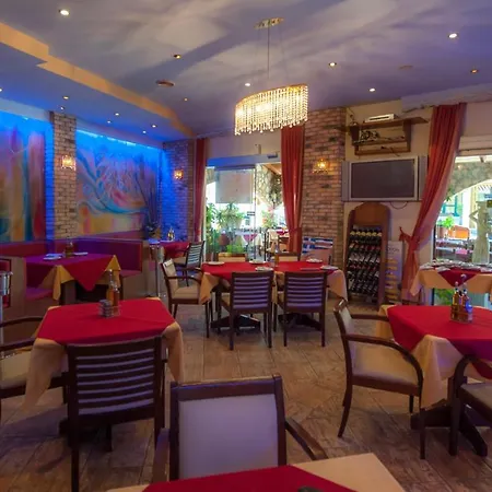Apart-hotel Delphi Agios Gordios (Corfu)