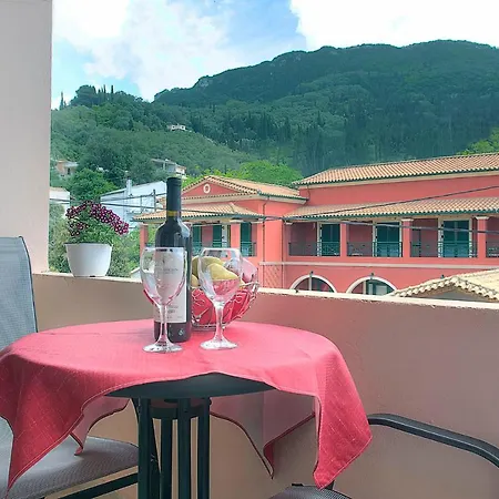Aparthotel Delphi 4*